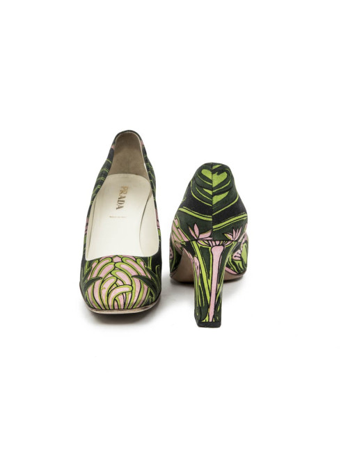 PRADA Pumps with Green and Pink Prints and Square Toe Size 38.5FR