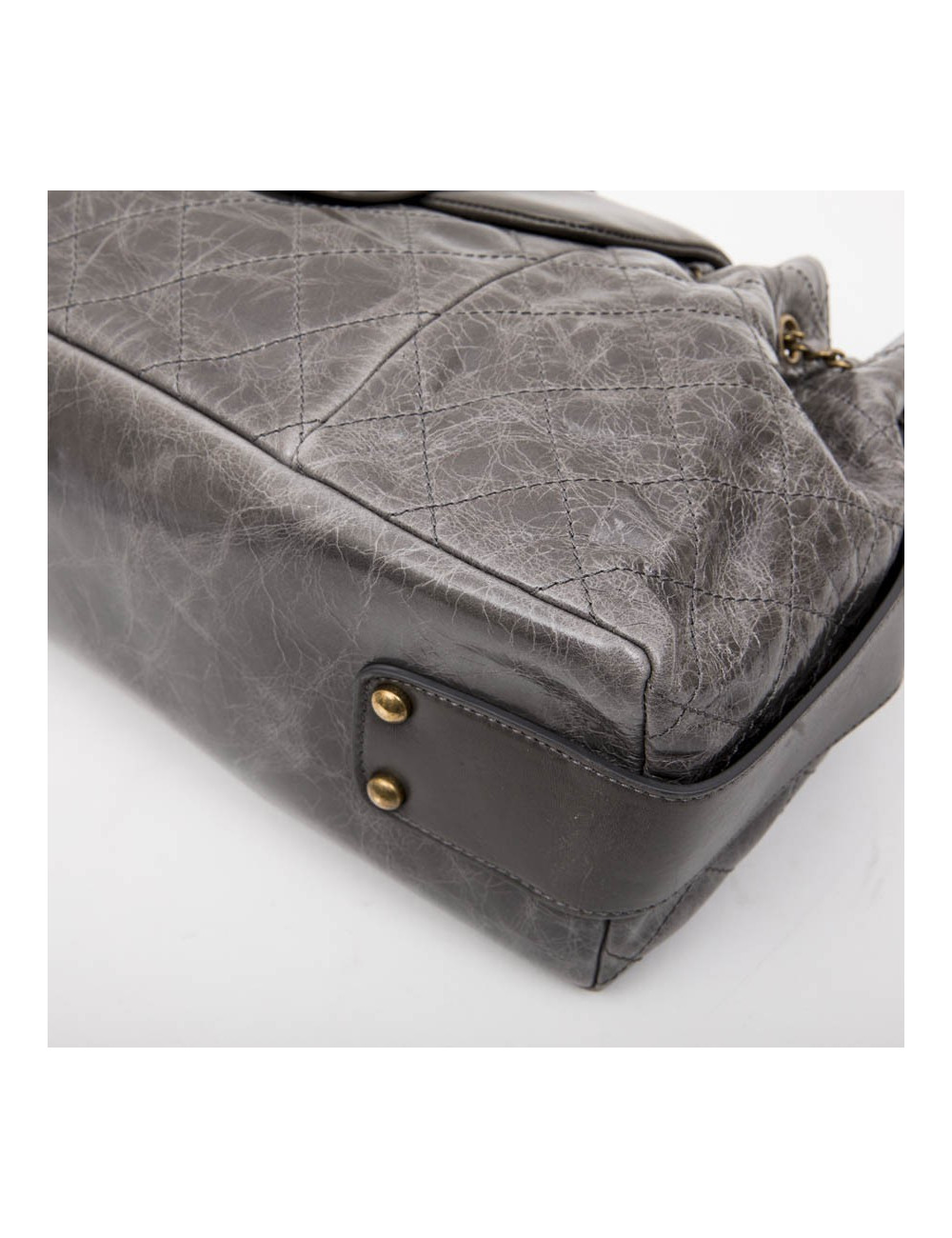 Sac CHANEL en cuir vieilli gris en galuchat