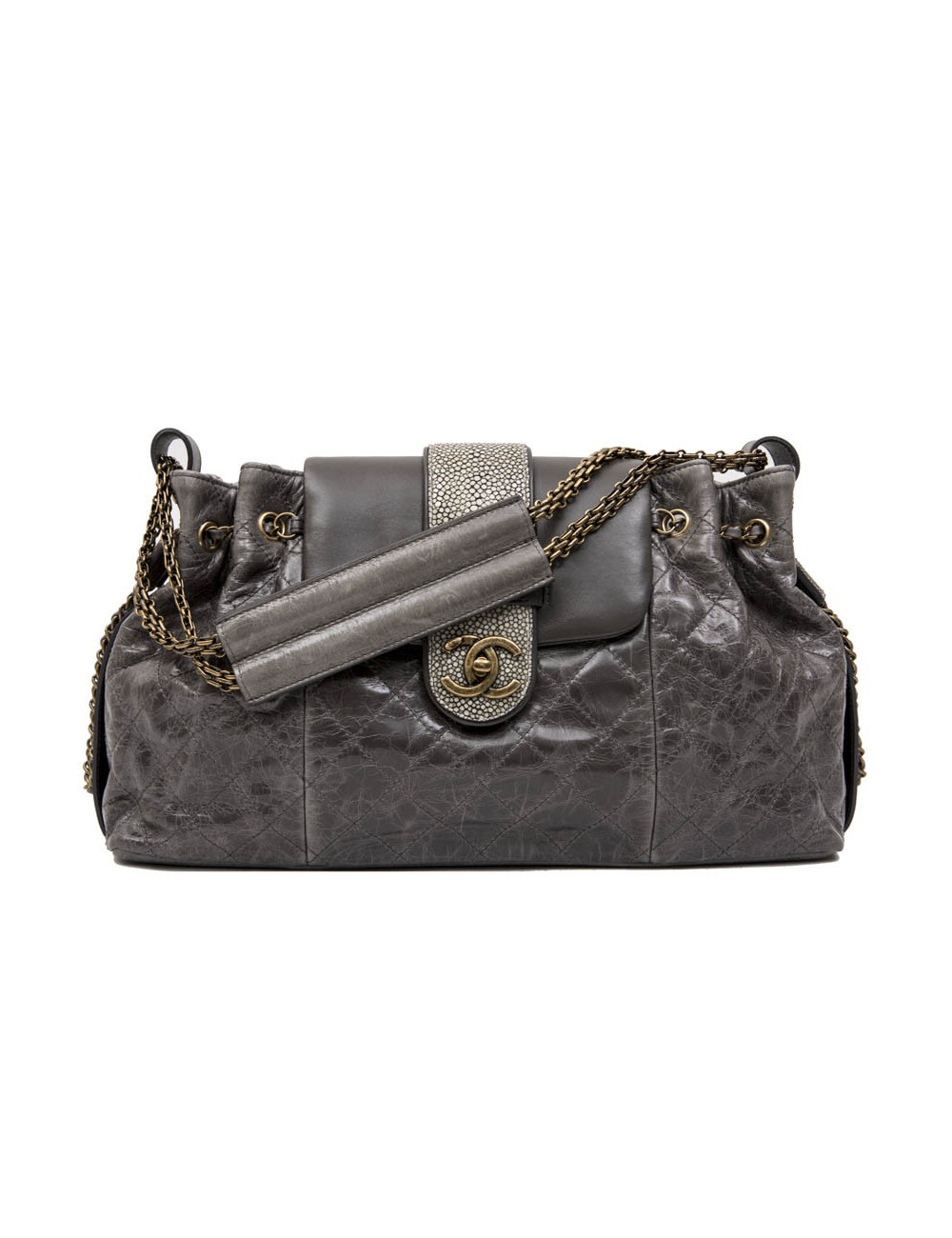 Sac CHANEL en cuir vieilli gris en galuchat