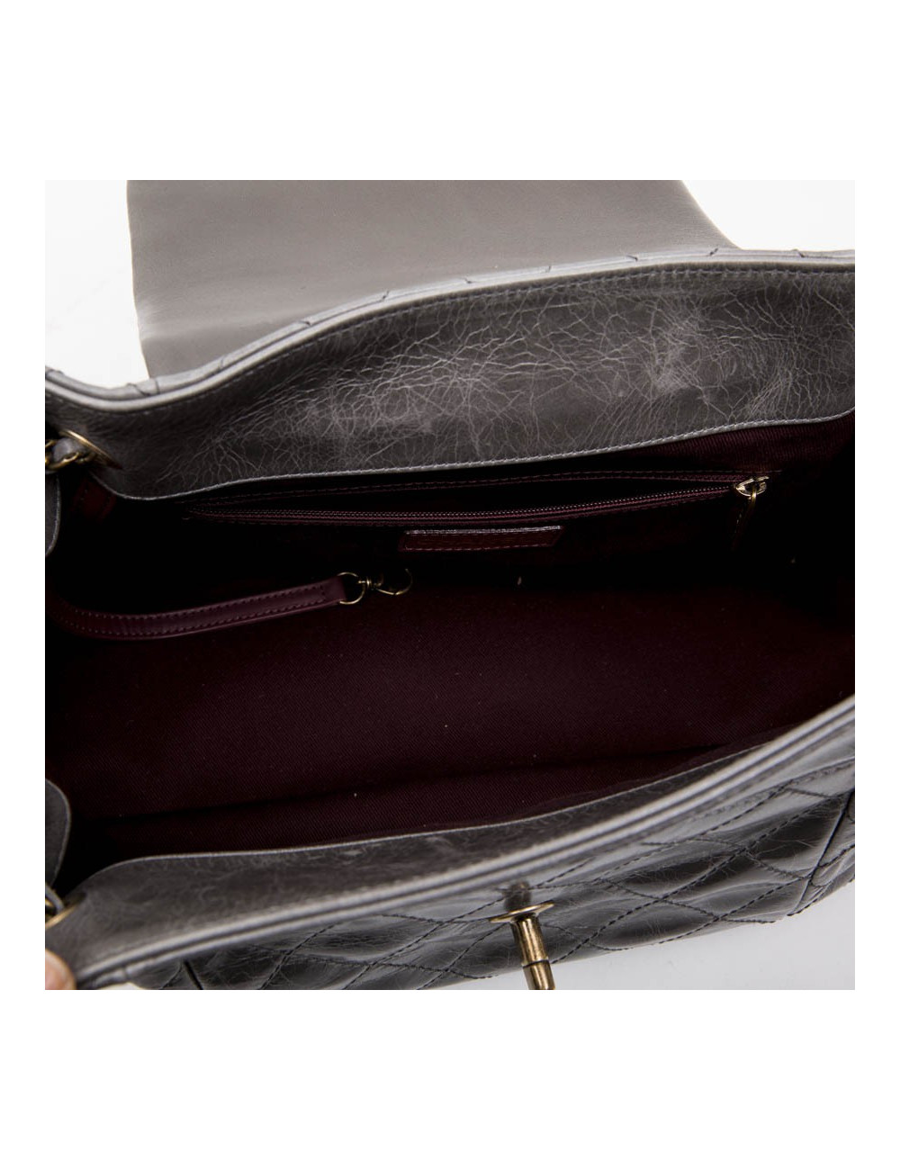 Sac CHANEL en cuir vieilli gris en galuchat