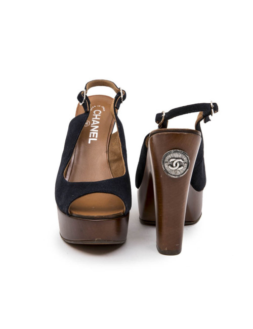 Chanel clogs mules in wood and navy velvet calfskin Size 39.5