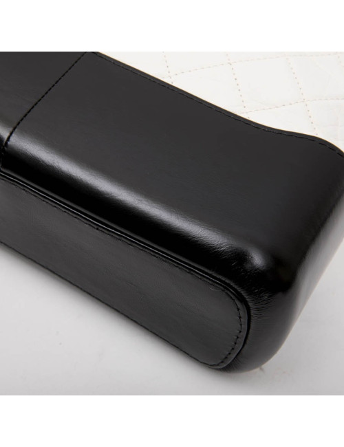 Sac Hobo Gabrielle CHANEL bicolore blanc et noir