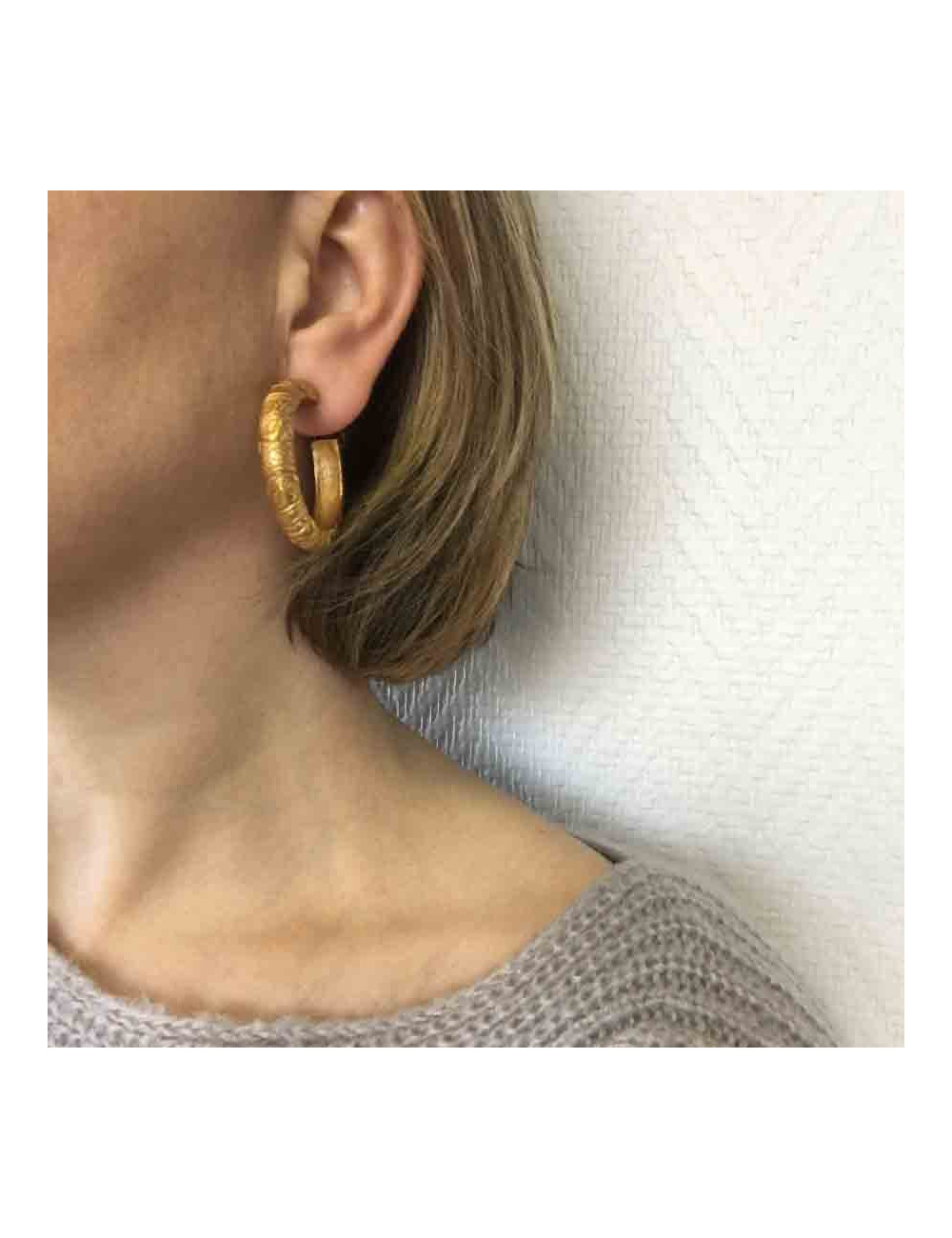 YSL YVES SAINT LAURENT Vintage hoop earrings in gilt metal