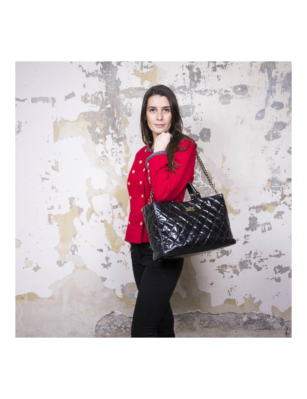 Chanel black aged leather tote bag