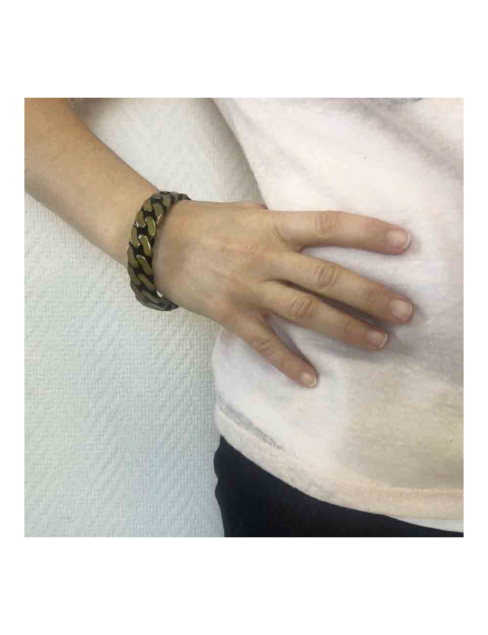 CHANEL black and gold metal chain pattern bracelet