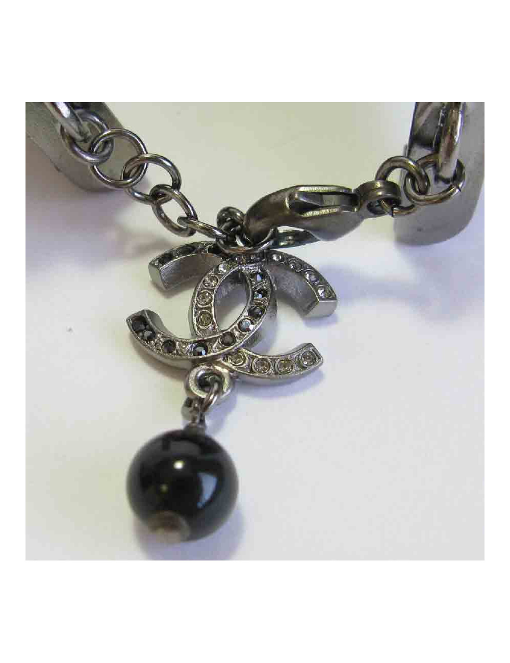 Bracelet CHANEL ruban strass en métal argenté et ruban gros grain noir