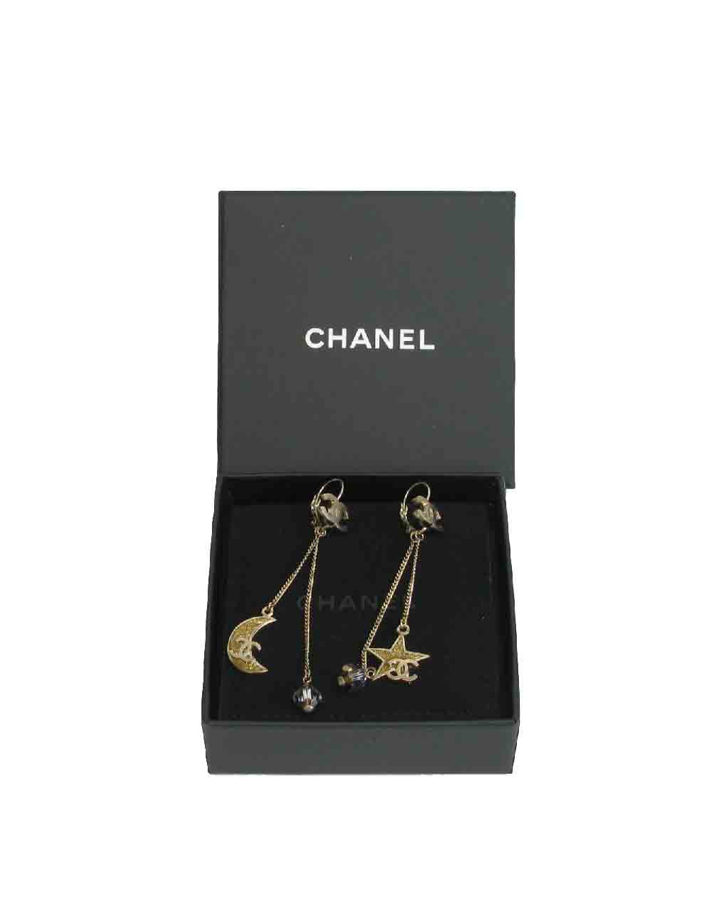 Boucles d'oreille clous CHANEL pendantes étoile et lune en métal doré