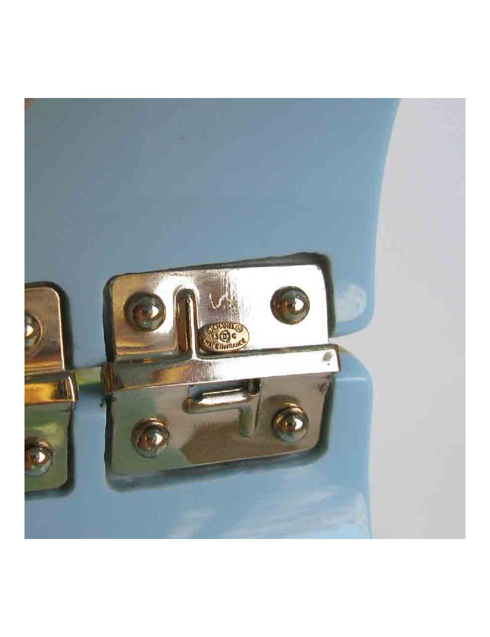 CHANEL cuff bracelet in skye blue resin and 5 stripes in gold leaf incrusted