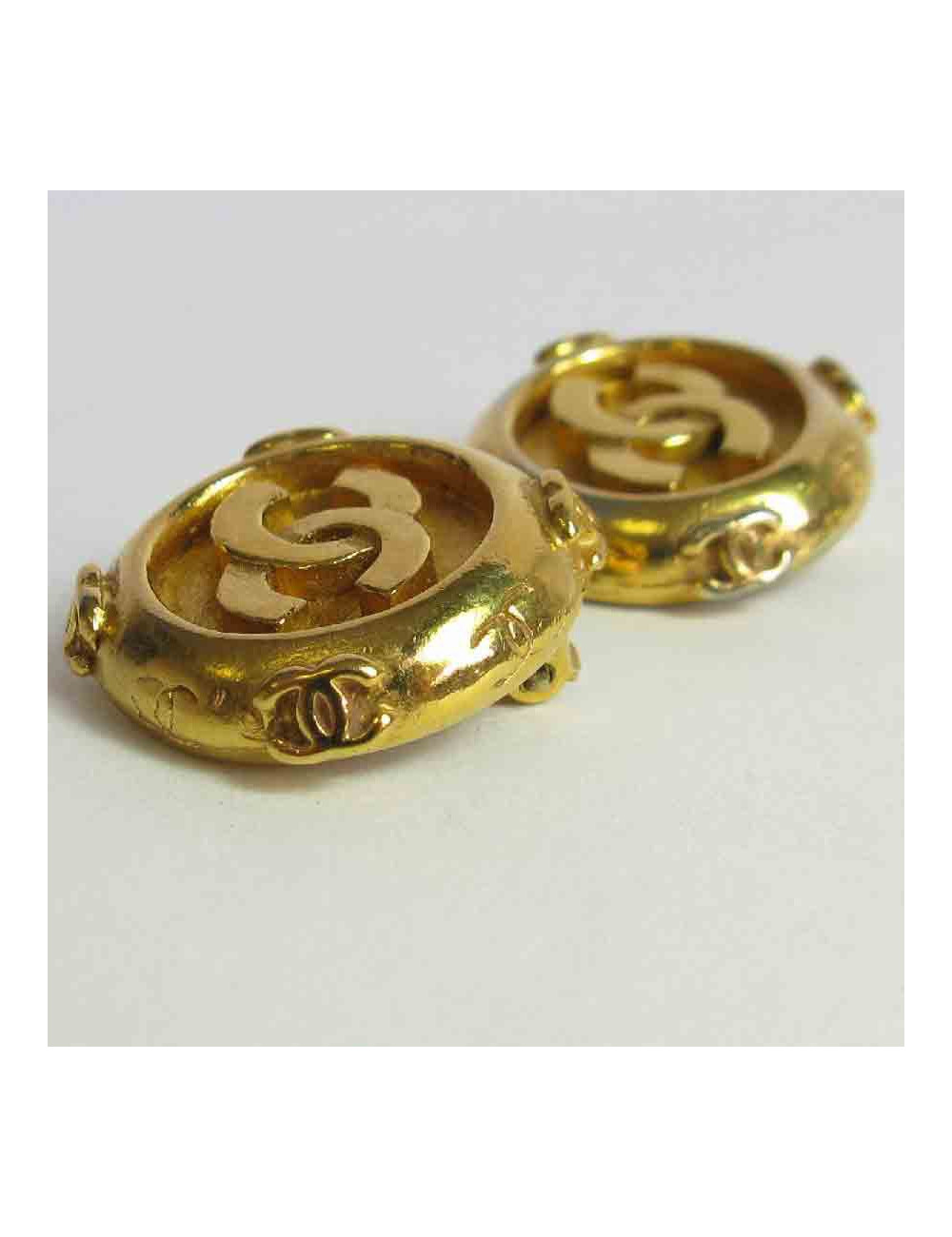 Boucles d'oreille clips CHANEL Vintage en métal doré