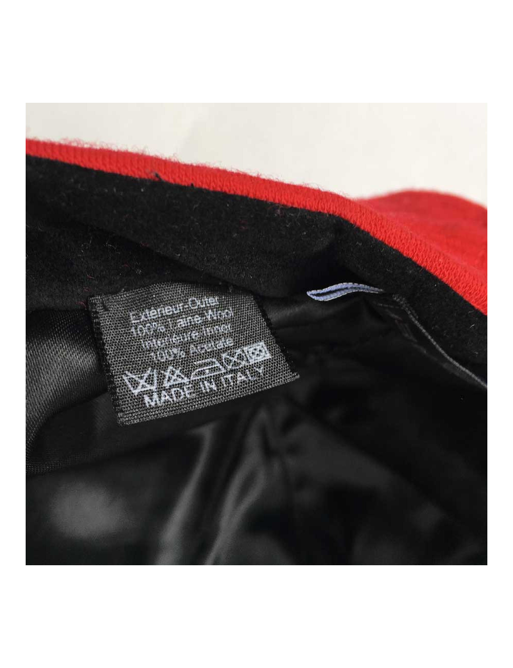 CHANEL cap in red wool size 57FR