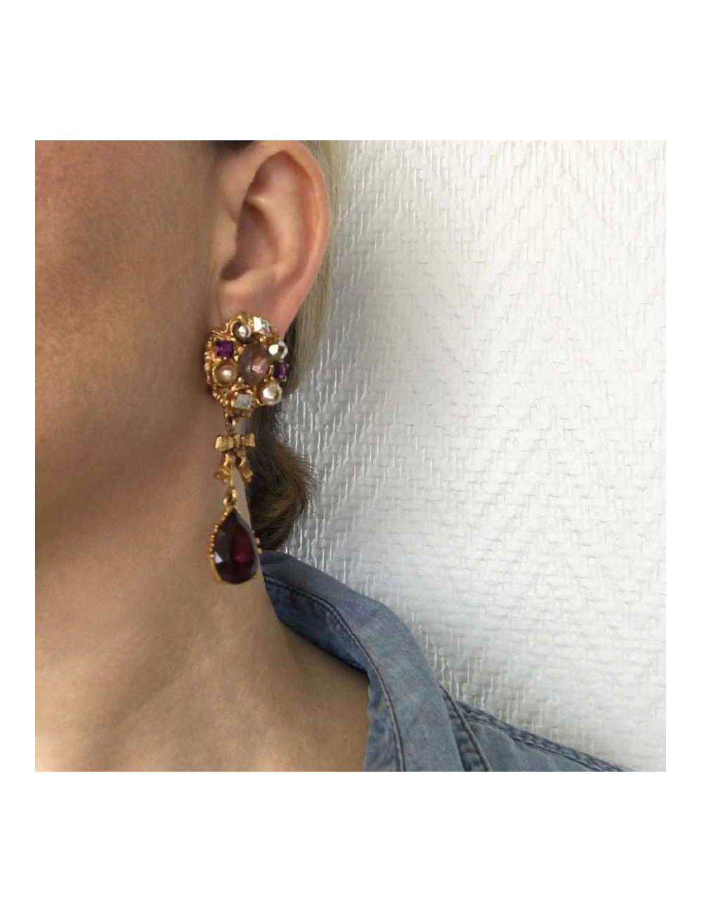 a réparer Boucles d'oreille clips CHRISTIAN LACROIX pendantes