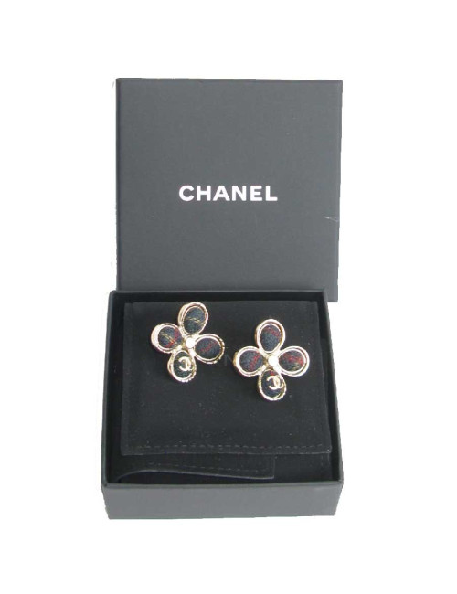 Boucles d'oreille clous CHANEL