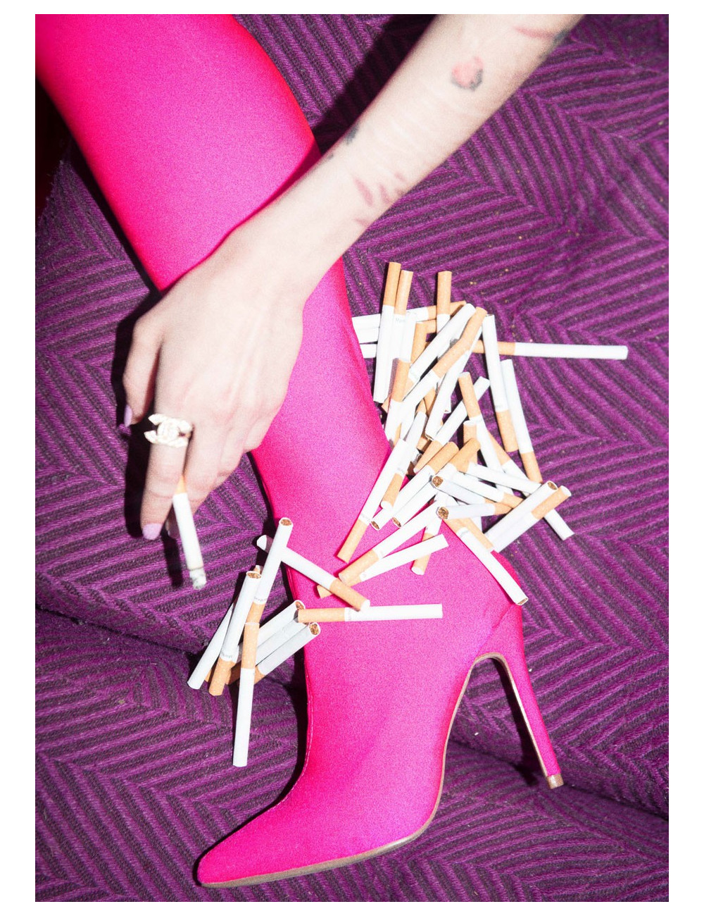 Bague CHANEL T52 CC dore et strass Swarovski