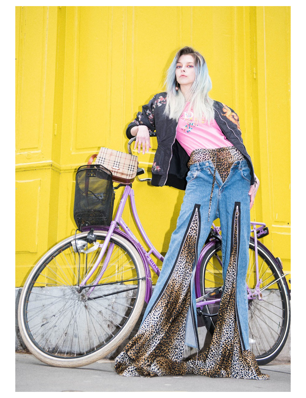 Boucles d'oreille pendantes perles rose nacré