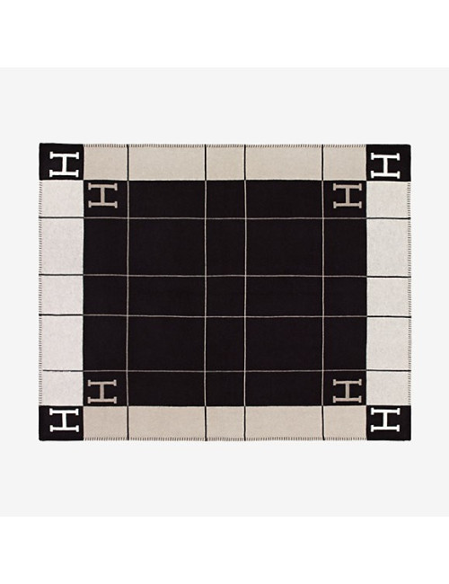 HERMÈS Avalon III throw blanket in écru and black merino wool and cashmere