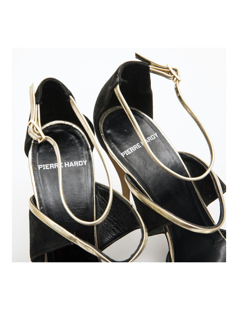 Sandales hautes T 39 PIERRE HARDY noir et doré