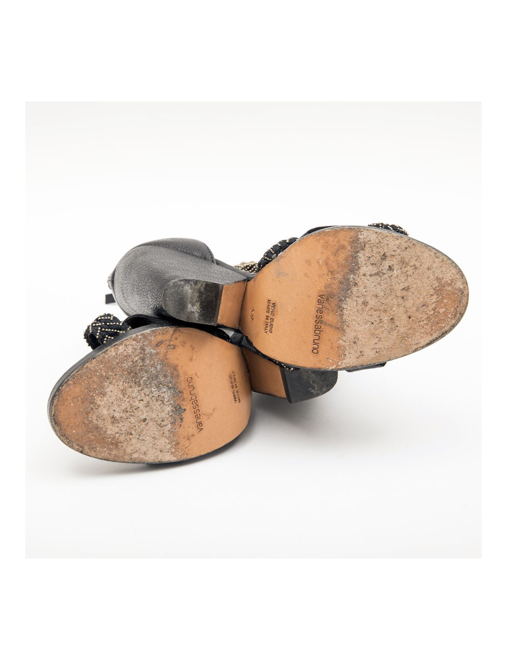 Sandales hautes T 39 VANESSA BRUNO