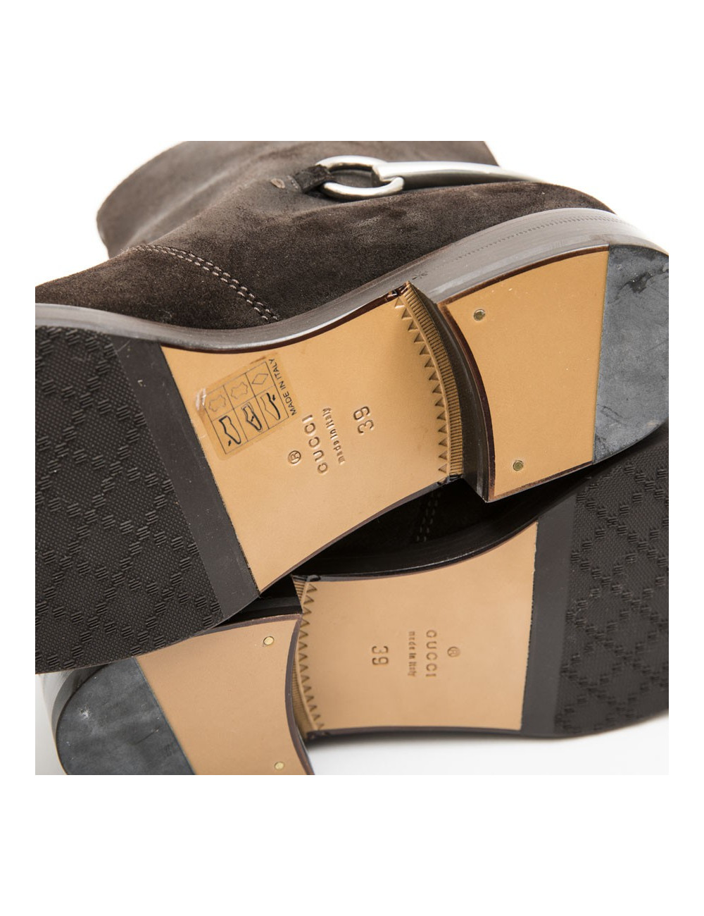 Boots T 39 GUCCI en daim marron et mors argent palladié