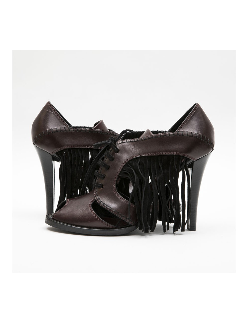 Sandales Hautes T 39 LOUIS VUITTON en cuir prune et franges noires