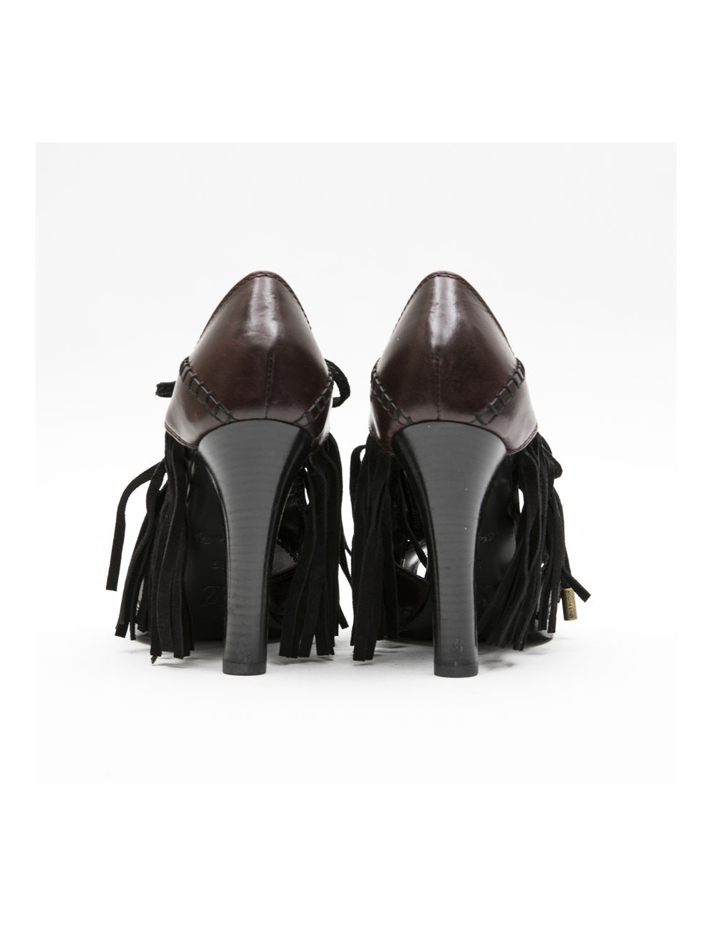 Sandales Hautes T 39 LOUIS VUITTON en cuir prune et franges noires