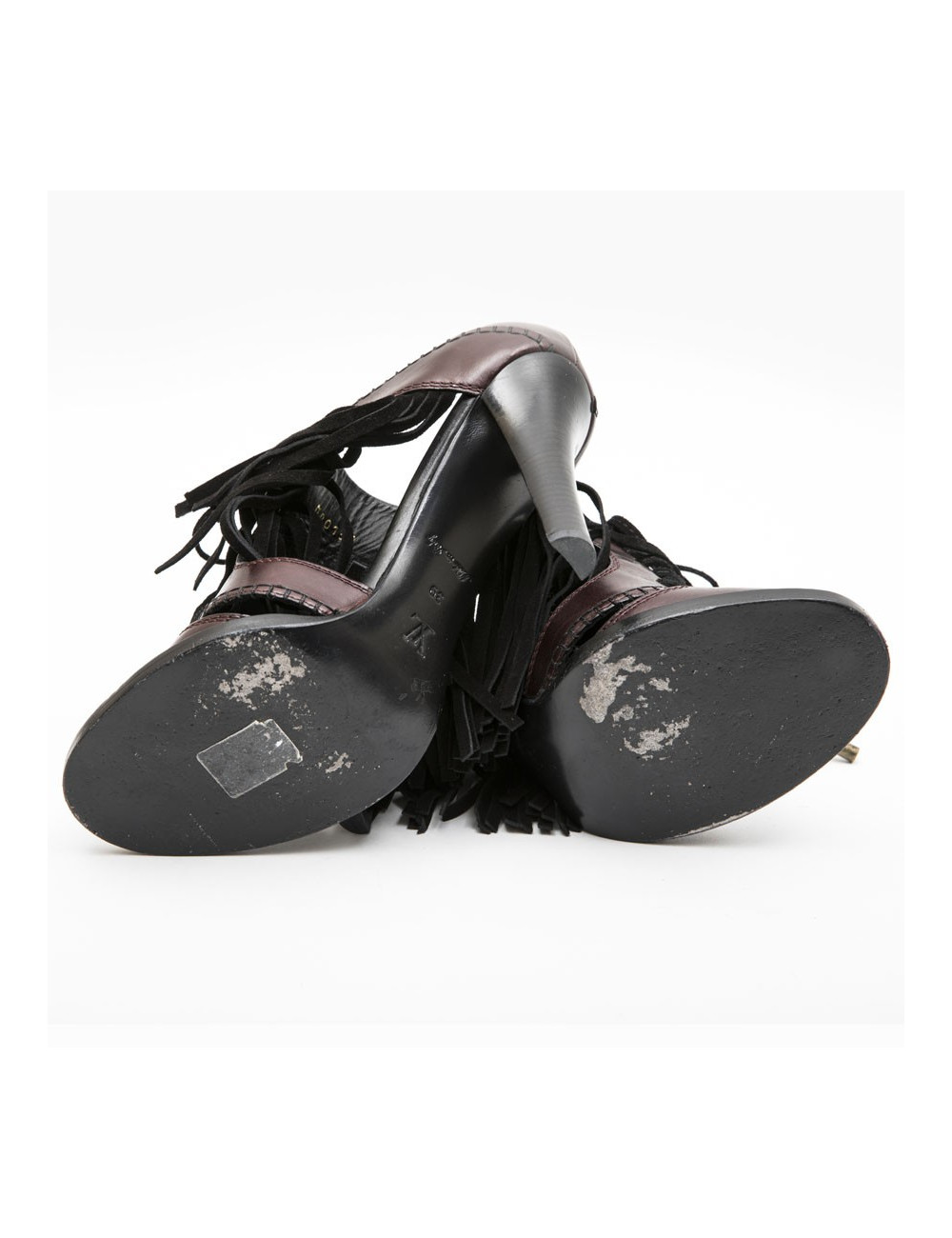 Sandales Hautes T 39 LOUIS VUITTON en cuir prune et franges noires