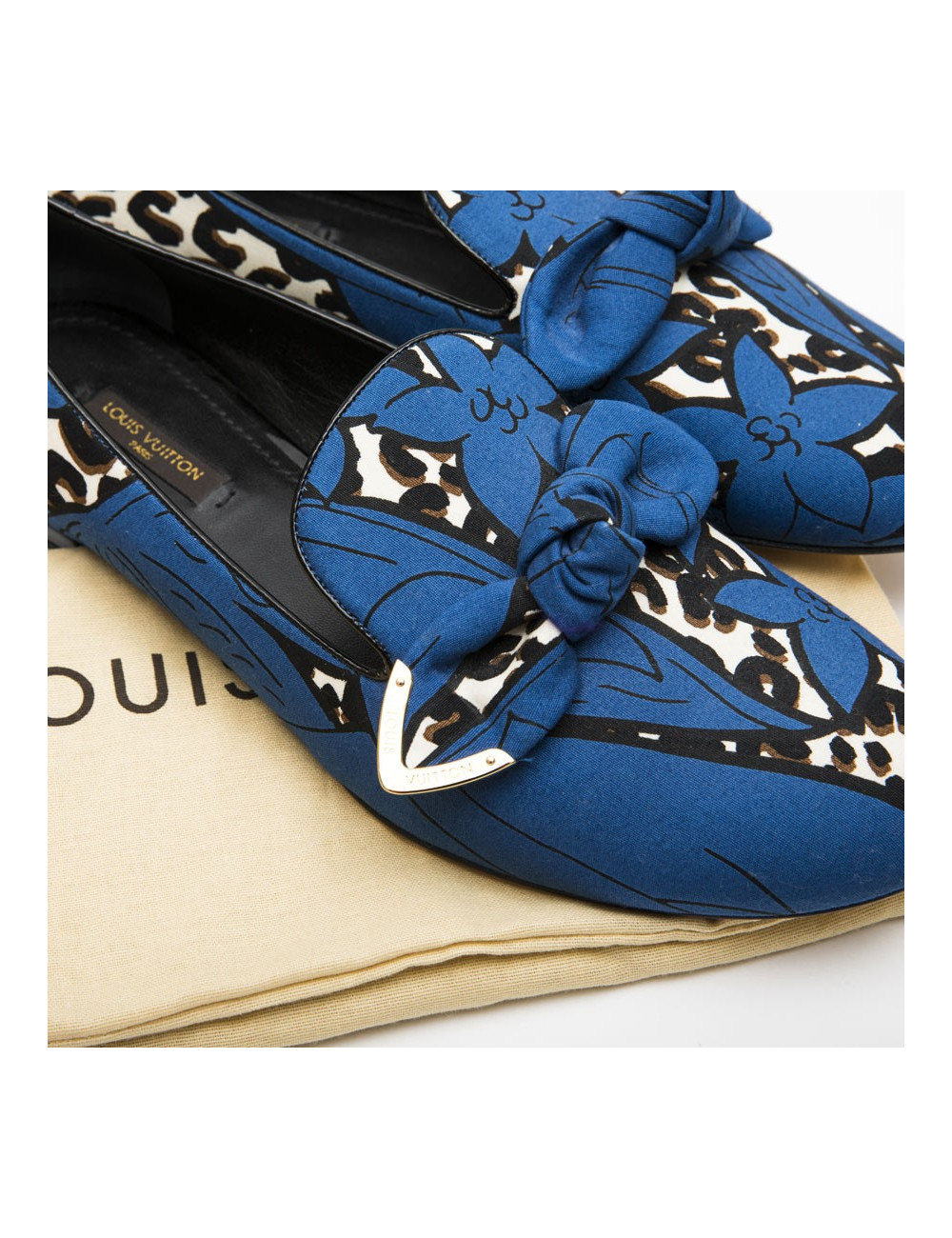 LOUIS VUITTON T39 Richelieu ballerina in blue and leopard pattern fabric