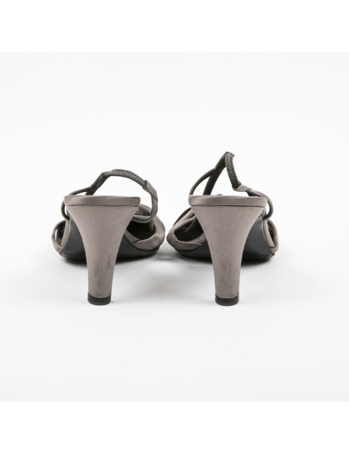 Escarpins T 38.5 CHANEL bicolores