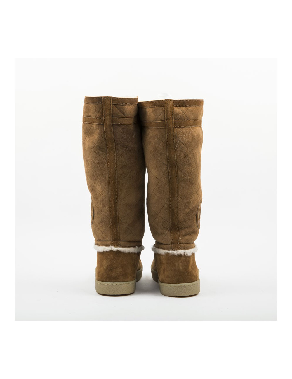 Bottes T 40  CHANEL en peau retournée camel