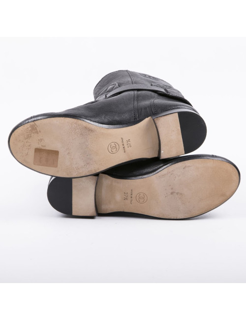 CHANEL boots size 37.5FR in Black aged leather