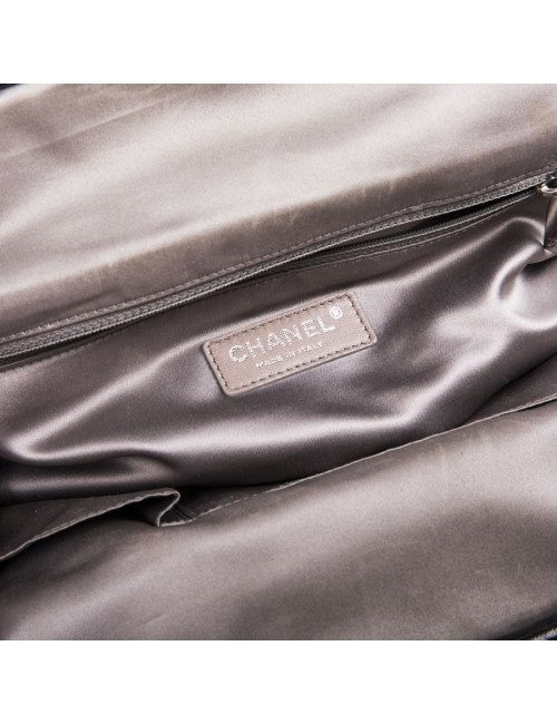 CHANEL Portobello bag in aged black quilted leather and dark gray tweed