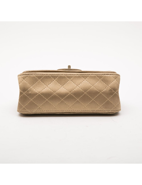 Sac CHANEL "Paris-Shanghai" satin duchesse doré