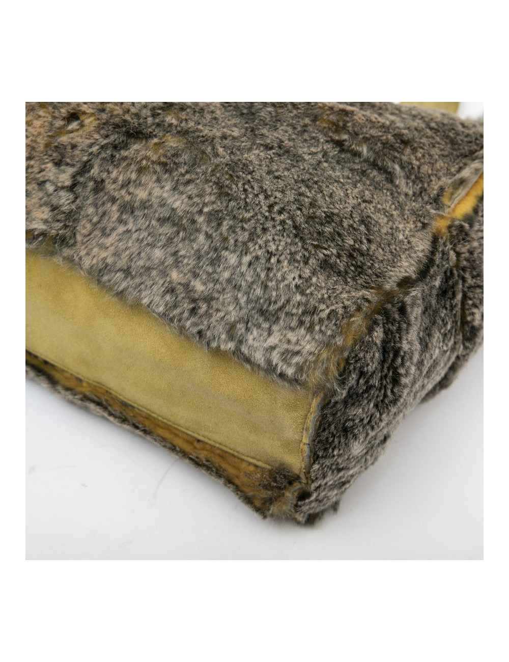 CHANEL bag in gray and yellow orylag