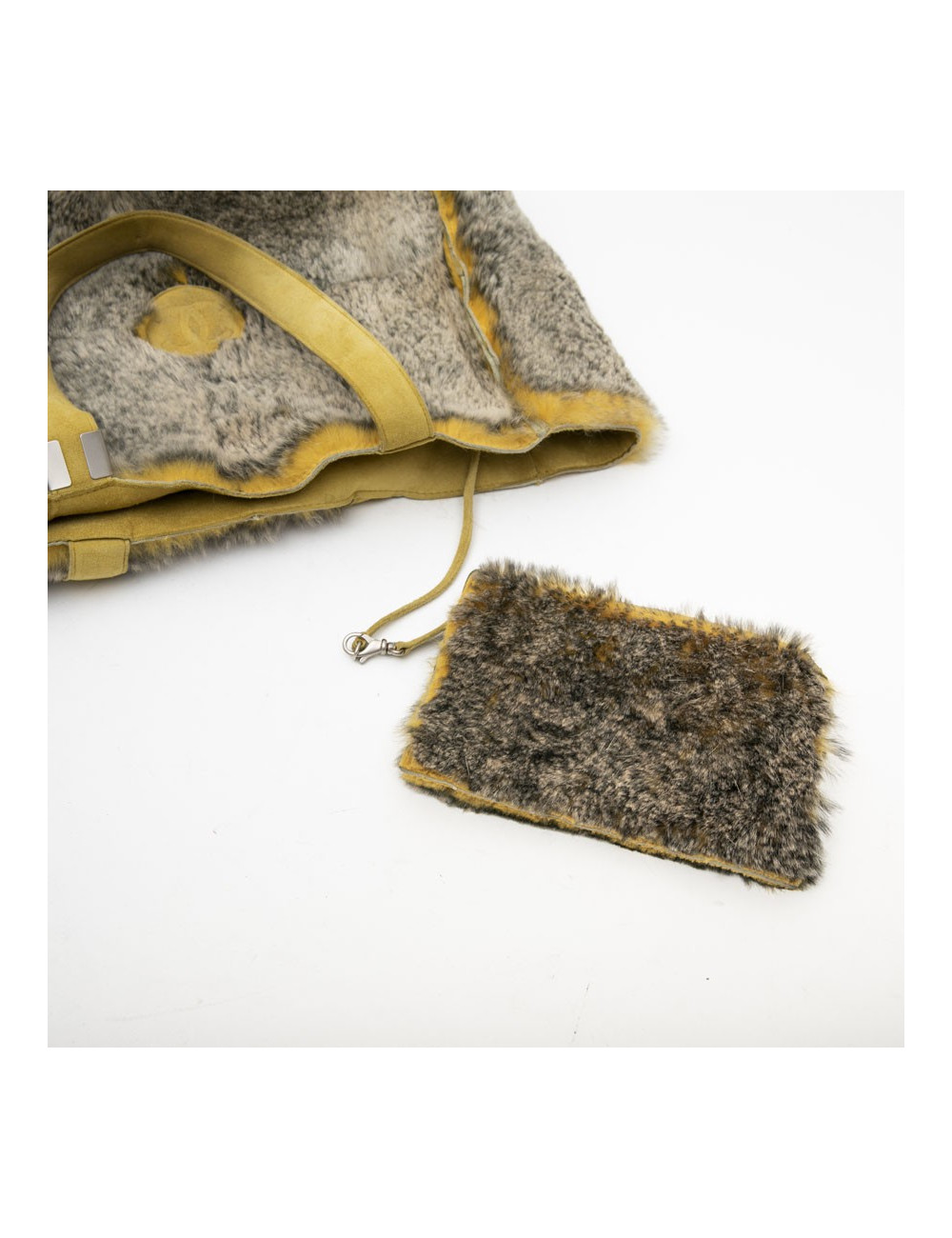 CHANEL bag in gray and yellow orylag