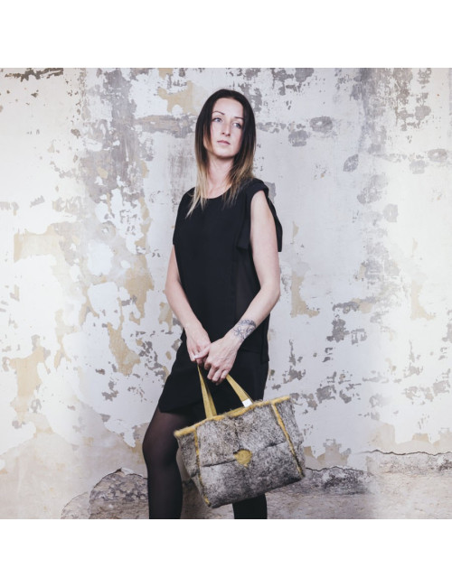 CHANEL bag in gray and yellow orylag