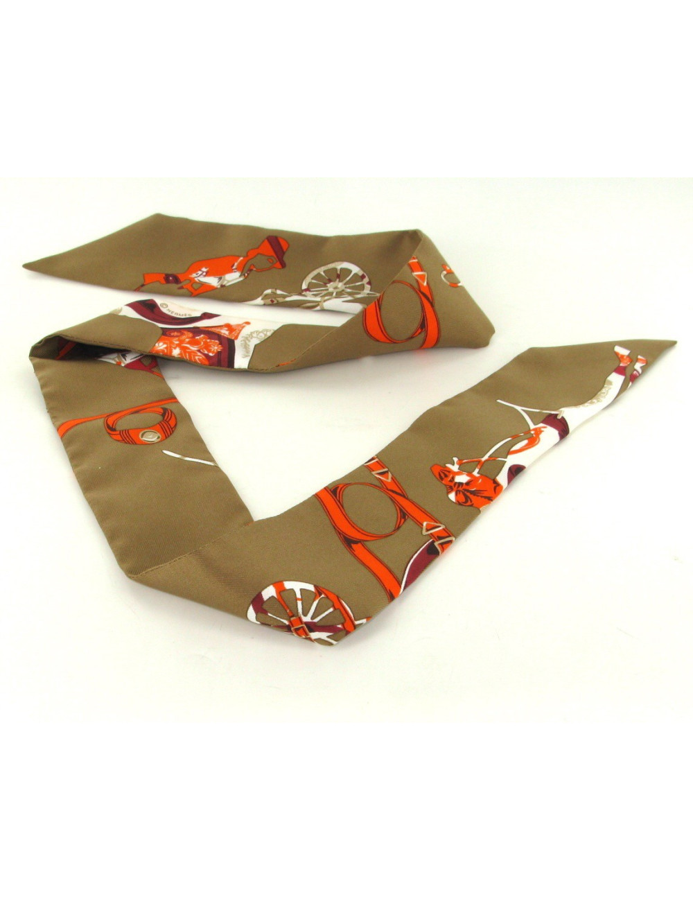 Twilly Hermès en soie marron