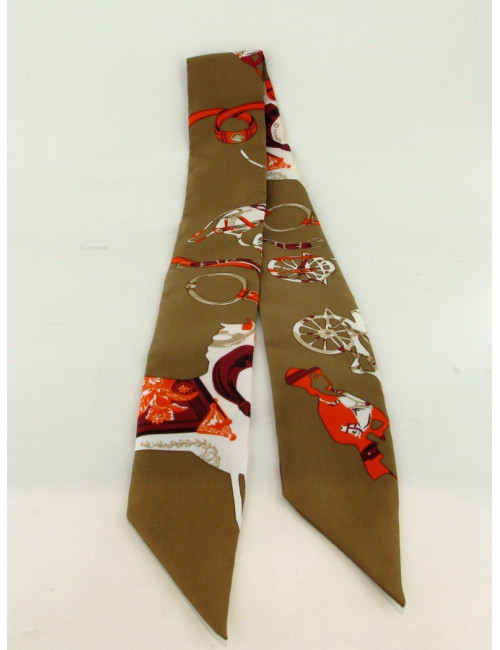 Twilly Hermès en soie marron