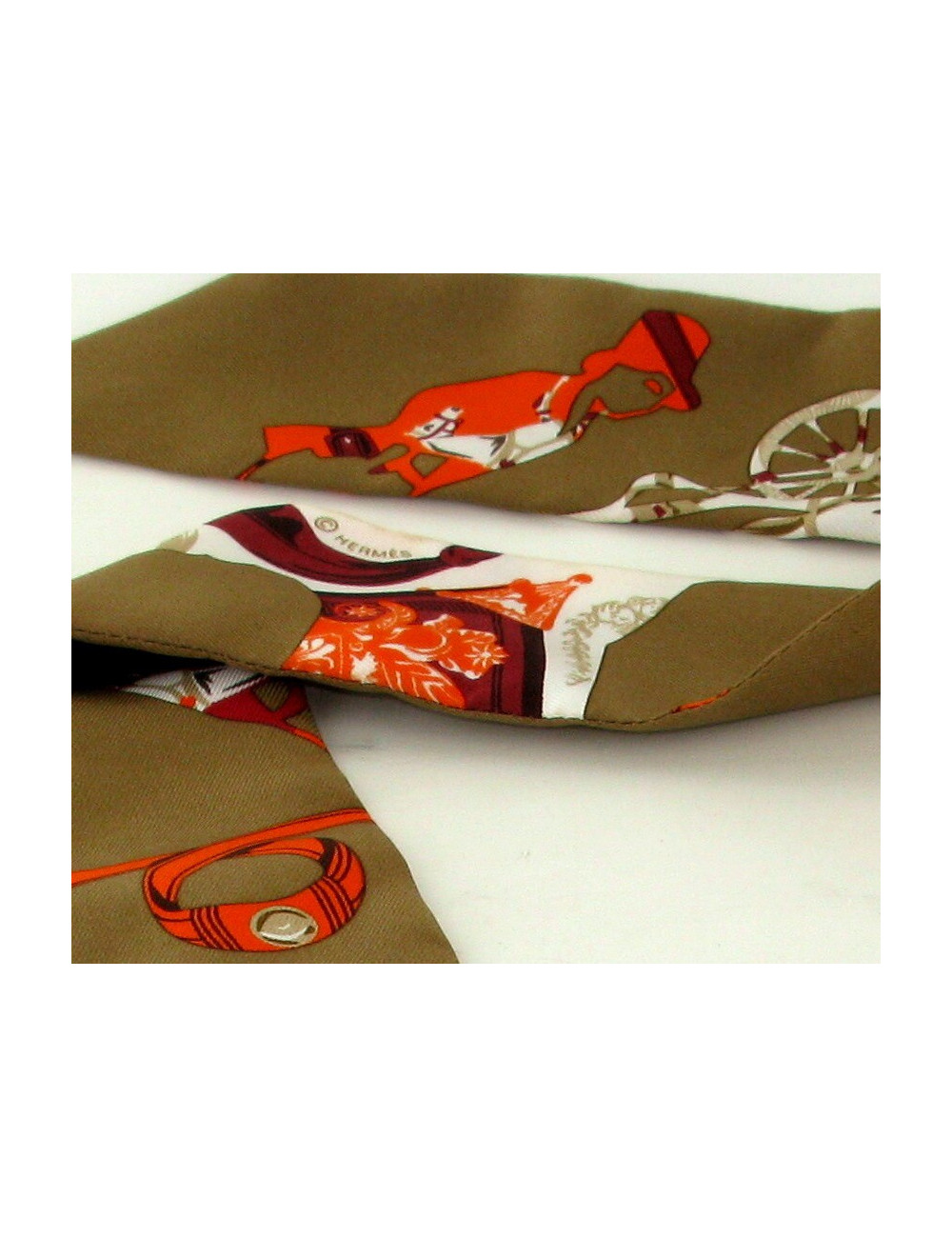 Twilly Hermès en soie marron
