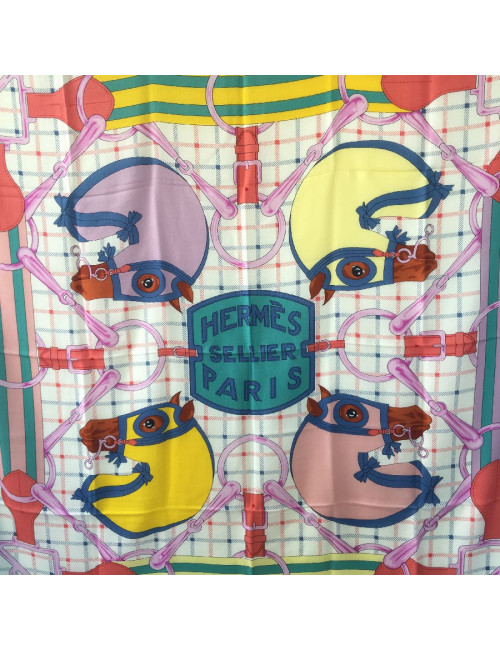 Châle HERMES 'Sellier' en cachemire et soie parme, crème et jaune