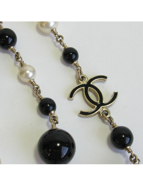 CHANEL multi row necklace with pearls, cc and Coco figurine