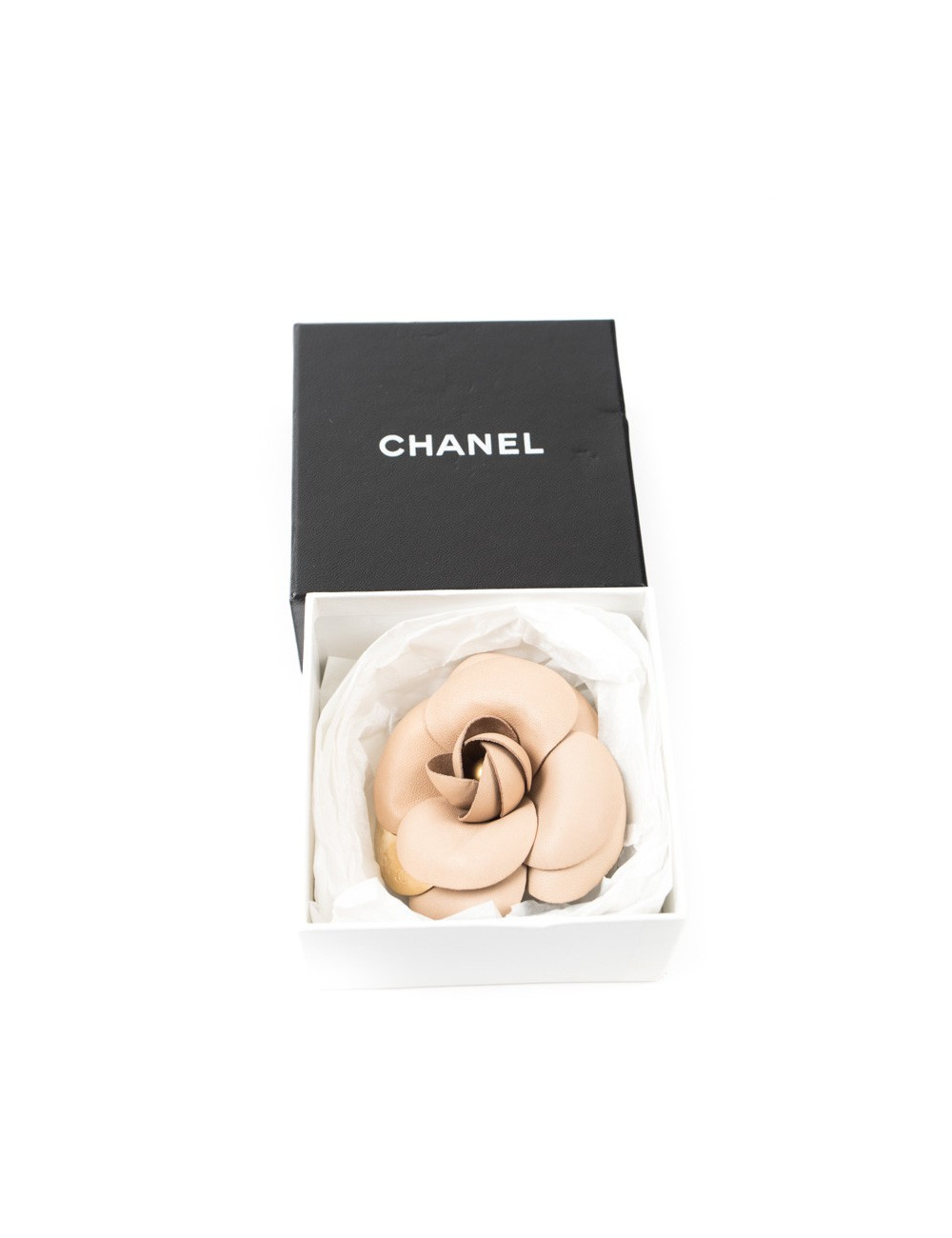 Broche CHANEL camélia cuir et métal doré