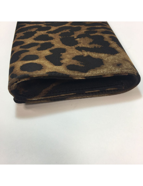 YSL SAINT LAURENT clutch in leopard printed satin and rhinestones