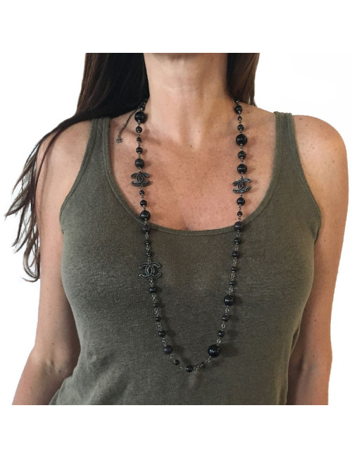CHANEL black and dark gray pearls, CC and ruthenium chain