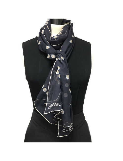 Foulard CHANEL en soie noire