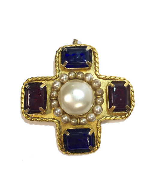 Broche CHANEL Couture pâte de verre