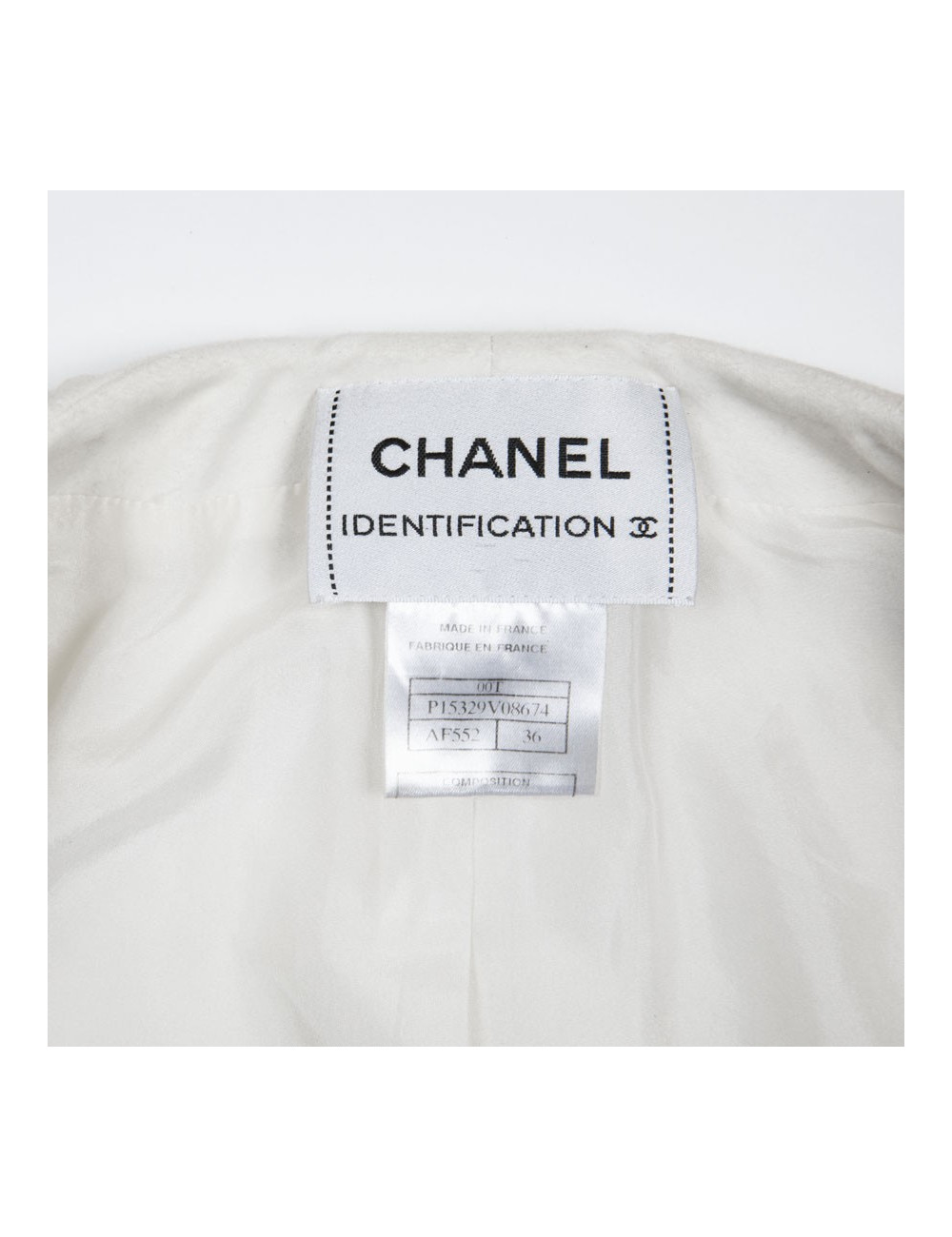 Veste CHANEL courte blanche matelassée T36