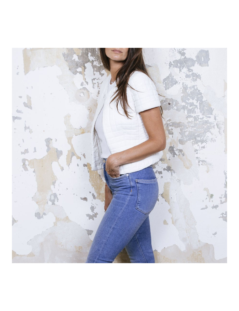 Veste CHANEL courte blanche matelassée T36