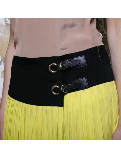 Robe T 40 GUCCI soie 100% beige noire jaune