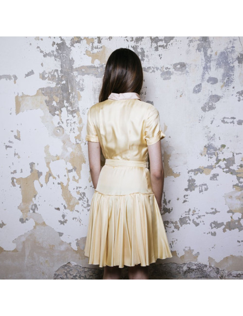 Robe T 38 PRADA en soie jaune pâle