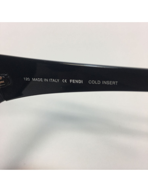 Lunettes de soleil FENDI monture noire