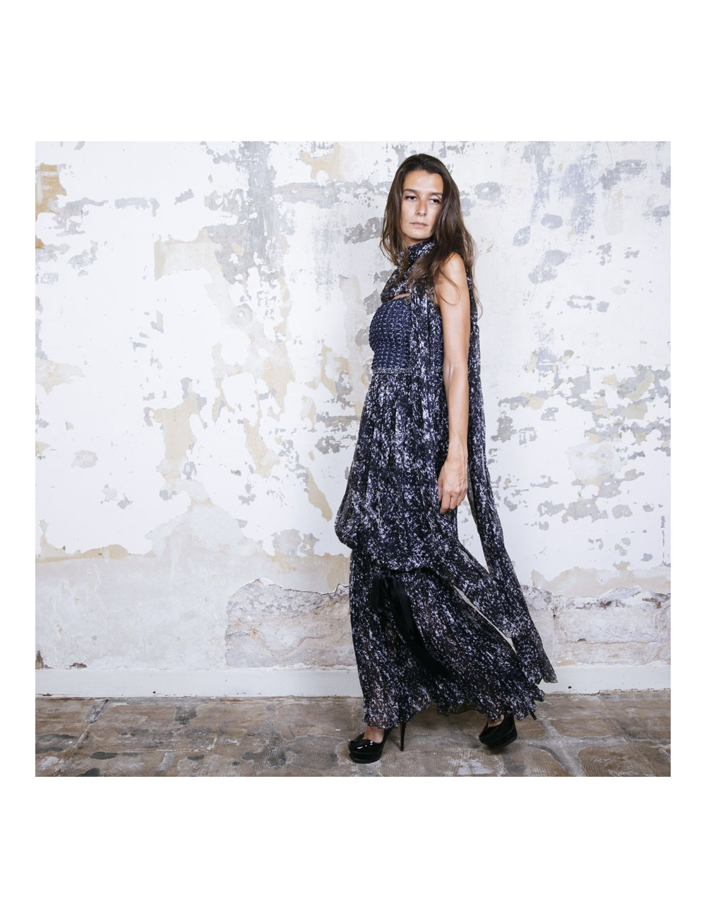 CHANEL T 34 evening gown in blue and white printed silk